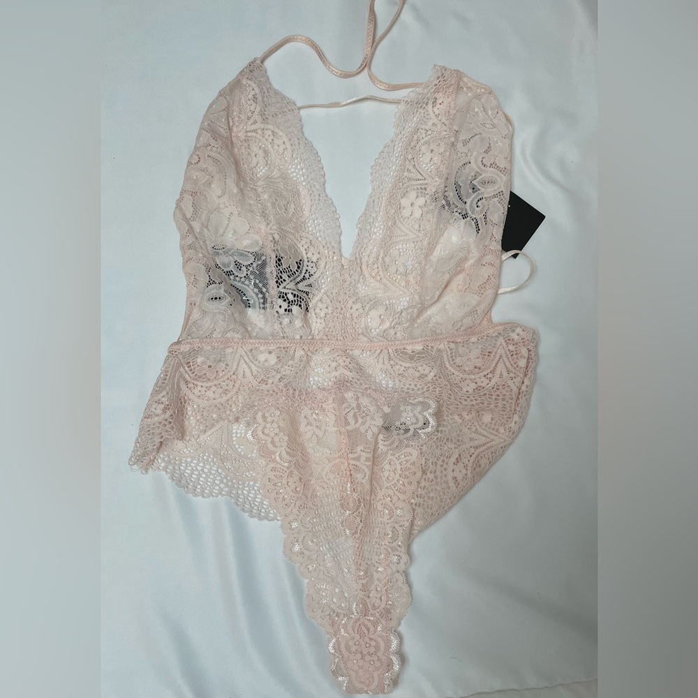 In Bloom Delicate Lace Chemise in Soft Pink